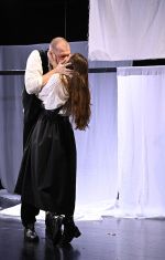 csm_09_Stadttheater_Bremerhaven_DIE_BAGAGE-Foto_Manja_Herrmann_4058f8bd61